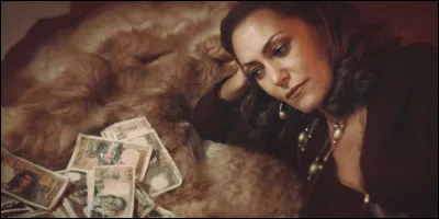 Un film sorti le 2 avril 2021 sur Netflix. Quel est ce film, qui est un biopic dramatique, réalisé par Sylvie Verheyde, dans lequel on peut voir Karole Rocher, Roschdy Zem, Garance Marillier, Pierre Deladonchamps, Benjamin Biolay et Paul Hamy ?