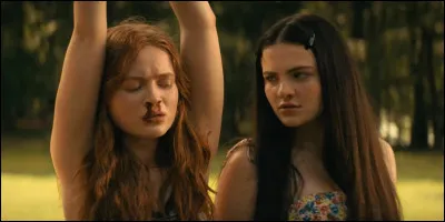 Un film sorti le 9 juillet 2021 sur Netflix. Quel est ce film d'horreur, réalisé par Leigh Janiak, dans lequel on peut voir Gillian Jacobs, Matthew Zuk et Kiana Madeira ?