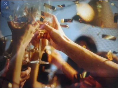 La famille arrivent pour fêté cette belle journée de Noël.