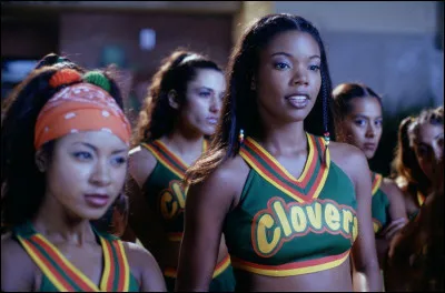 Pourquoi les Clovers ne peuvent-elles pas participer à la finale du concours ?