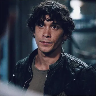 Qui interprète le frère dOctavia ?