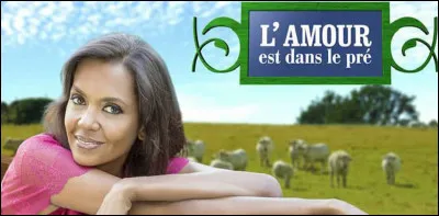 Qui est cette présentatrice l'émission de téléréalité ''L'amour est dans le pré'' depuis 2011 ?