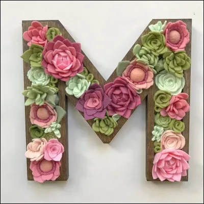 J'M les mouches ! Quel dramaturge a écrit la pièce "Les Mouches" ?