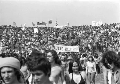 "Faites labour pas la guerre". Dans quel contexte peut-on voir ce slogan ?