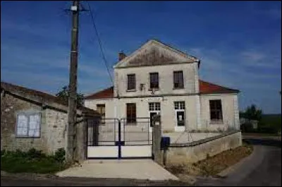 L'Épine-aux-Bois est un village Axonais situé dans l'ex région ...