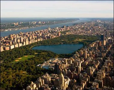 Quel est le nom du plus grand lac artificiel de Central Park ?