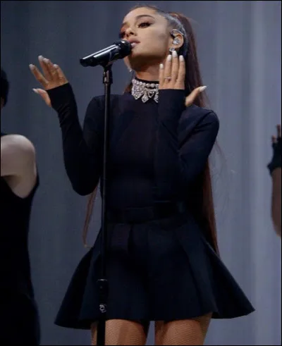 Comment te décrirais-tu ?