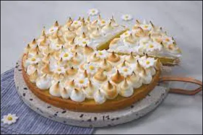 Quel fruit trouve-t-on dans une tarte meringuée ?