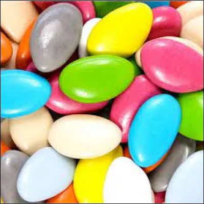 Quels sont les ingrédients principaux de la dragée actuelle ?