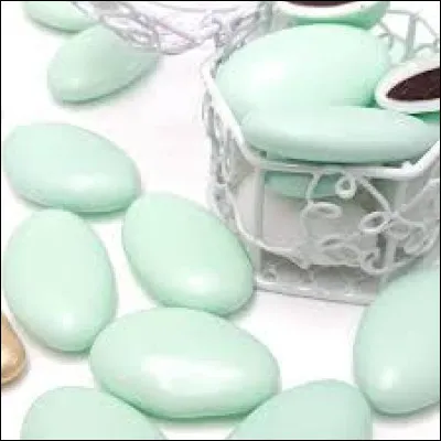 À quelles occasions sont traditionnellement offertes les dragées ?