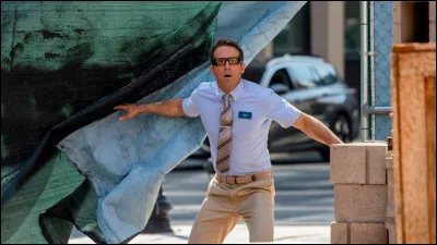 Dans quel film Ryan Reynolds est-il un caissier de banque dans un monde virtuel ?