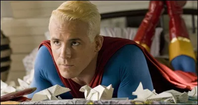 Dans quel film Ryan Reynolds est-il un super-héros imaginaire ?