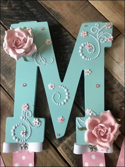 J'M "La Mère". Qui a écrit ce livre, décrivant la vie d'une paysanne chinoise ?