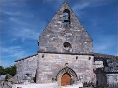 Nous sommes en Nouvelle-Aquitaine devant l'église Saint-Barthélémy de Dévillac. Commune de l'arrondissement de Villeneuve-sur-Lot, elle se situe dans le département ...