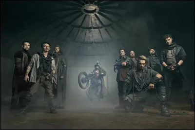 Complétez : 
"Stehst Du vor mir, ist es zum Greifen..."