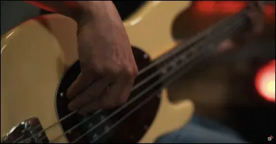 Complétez : 
"Wie kleine Lichter in der..."