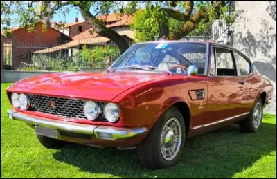 Quelle est cette belle italienne des années 70 ?