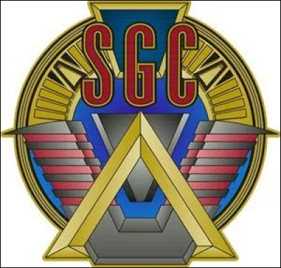 Comment s'appelle le dirigeant de la base SGC ?