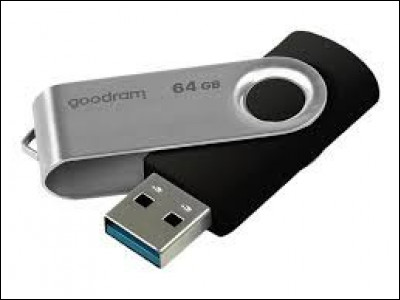 Cette clé USB est bien pratique pour stocker des fichiers (musique, image, vidéo...). Mais que signifie cette abréviation ?