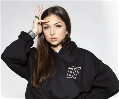 Qui est cette chanteuse ?