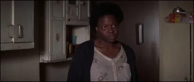 Dans quel film Viola Davis est-elle la m&egrave;re biologique d'un jeune militaire bagarreur ?