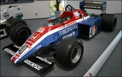 Elle n'a guère marqué les esprits, cette écurie britannique ayant couru de 1983 à 1985. Comment s'appelle-t-elle ?