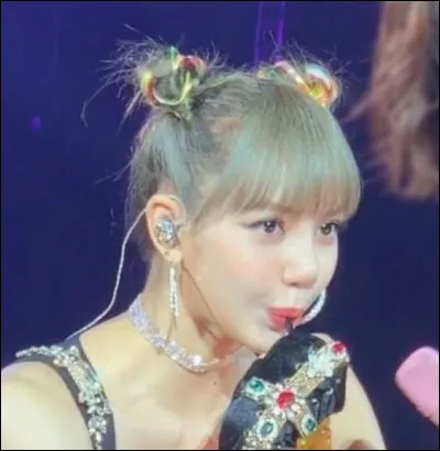 Sa boisson préférée est le...