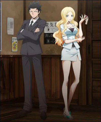 Combien de professeurs enseignent à la classe E ?