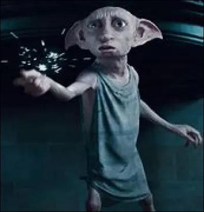 Il n'aime pas Harry Potter.
Il a désarmé Albus Dumbledore.
Il est ami avec Crabbe et Goyle.