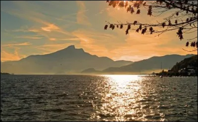 Que s'est-il passé lors de l'Aube cosmique ?