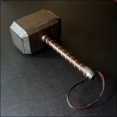 Qui soulève le marteau de Thor ?