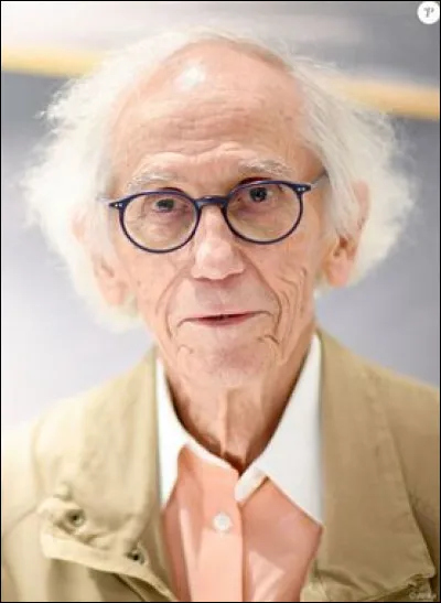 Quel film, sorti en 1940, a été commencé par Jacques Becker et terminé par Jean Stelli ?