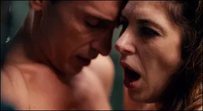 Un film sorti le 10 décembre 2021 sur Netflix. Quel est ce film, qui est un thriller, réalisé par Mar Targarona, dan lequel on peut voir Marina Gatell, Pablo Derqui et Kandido Uranga ?