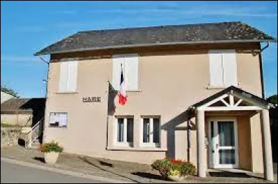 Commune néo-aquitaine, à quelques kilomètres de Tulle, Saint-Bonnet-Avalouze se situe dans le département ...