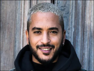 Quelle est cette chanson de Slimane : "Ils mont tous cassé la tête, cassé / Cassé la tête, cassé / Depuis cest plié, la fête pliée / Pliée, la fête pliée" ?