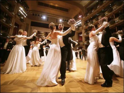 Val comme Valse : qui chantait "C'était la dernière valse, mon cur n'était plus sans amour" ?