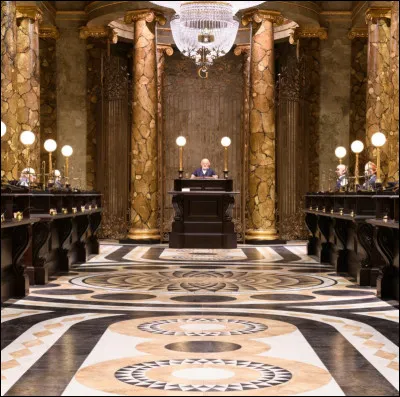 Dans quel coffre de Gringotts la pierre philosophale était-elle cachée avant d'être emmenée à Poudlard ?