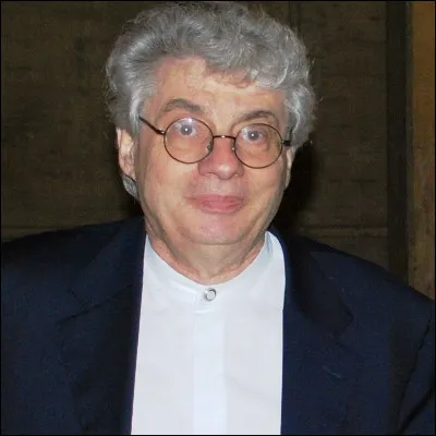 Quelle cath&eacute;drale, l�une des rares &agrave; avoir &eacute;t&eacute; construite en France au XXe si&egrave;cle, est l��uvre de l�architecte suisse Mario Botta ?