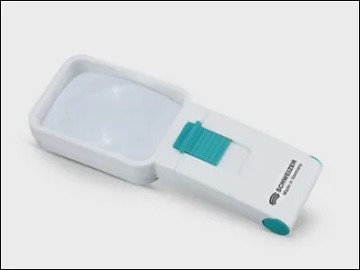 Pourquoi cette loupe est-elle bien pratique ?