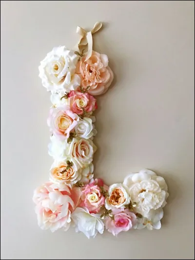 Leeb : Lequel de ces sketches appartient à Michel Leeb ?