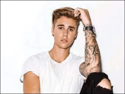 Le chanteur Justin Bieber est-il d'origine canadienne ?