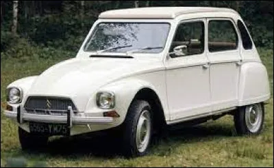 Cette voiture est une Citroën 2CV.