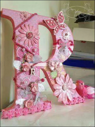 Raphaël : quel est le nom de ce chanteur ?