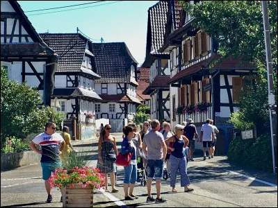 Pour la cinquième ville, on vous emmène dans le nord, dans un village ayant déjà eu le prix du village préféré des français !
