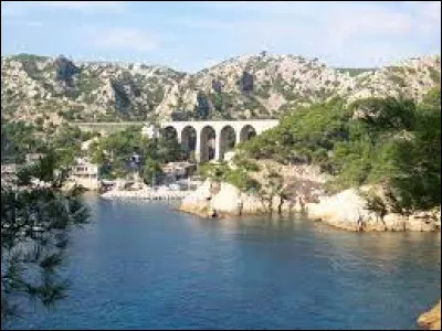 Laquelle de ces stations balnéaires se situe sur la Côte Bleue ?