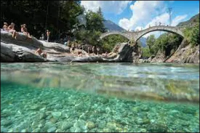 Le Tessin est le nom d'une rivière italo-suisse.