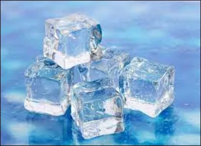 La Mer de Glace est le nom d'une mer faisant partie de l'océan Atlantique.