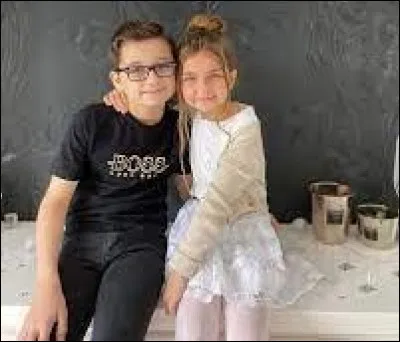 Comment se prénomme le frère de Valentina ?