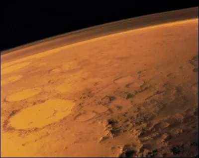 Dans un thème astral, quand deux planètes sont opposées, c'est une [...].
Quel est le mot manquant ?