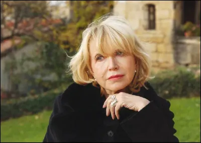 Qui est cette actrice qui joue le rôle de ''Constance Dumas'' dans le film ''La Bande des quatre'' de Jacques Rivette ?